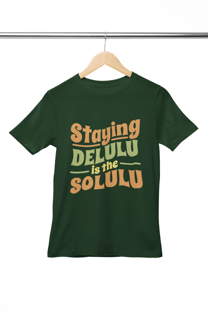 STAYING DELULU Regular Tee - VYBE